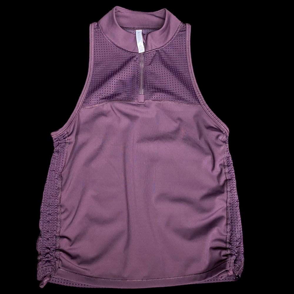 Athleta Plum/Purple, XS workout top. Cinched adjustable sides. Quarter zip.